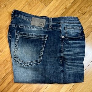 BKE Tyler Relaxed Fit Straight Leg. Superior Stretch. 38/32